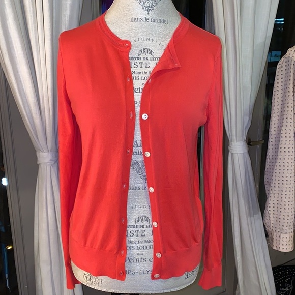 Banana Republic red button down cardigan longsleeve sweater shirt casual blouse​ - Picture 2 of 12